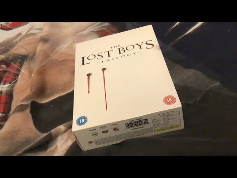 Unboxing The lost boys trilogy Dvd box set