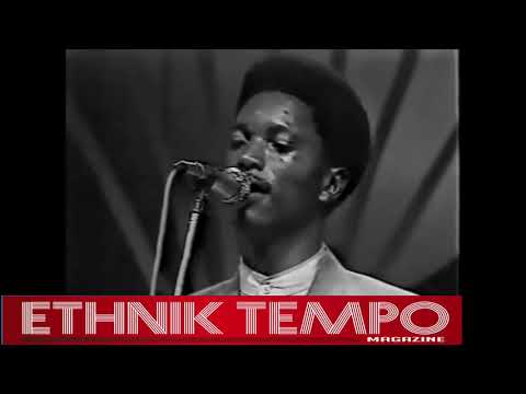 VIVA LA MUSICA dans CECI - CELA   de LIDJO KWEMPA