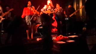 SWEET LITTLE BLOODHOUND PERFORMING @THE FIVE SPOT (2)