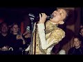 Miley Cyrus Surprise Performance At The Carlyle Hotel Full Performance