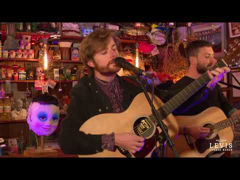 Alive In The Cracks - Rowan - Levis Corner House