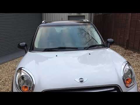 Mini Cooper Countryman Chili All4 Light White
