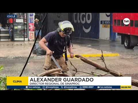 Penonomé| Primer aguacero en 15 días anega calles y provoca caída de árboles