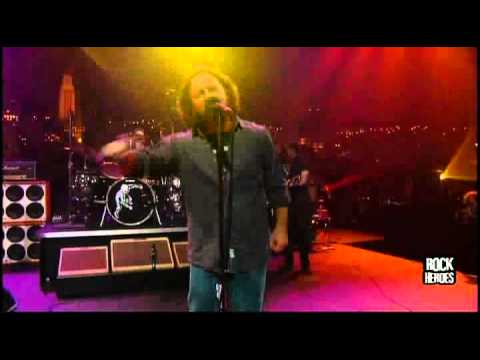 Pearl Jam - Johnny Guitar (Live In Texas - 2010)