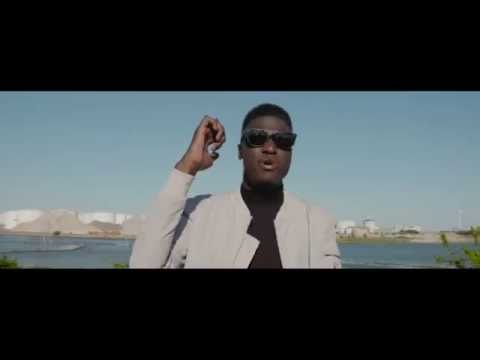 Eebz - Fredag feat. Bar Z (Officiel musikvideo)