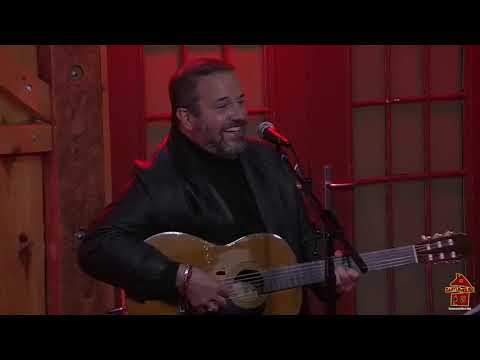 Raul Malo - Live at Daryl's House Club 4.15.21