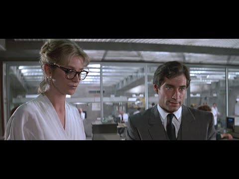 007, Q and Miss Moneypenny («The Living Daylights»)