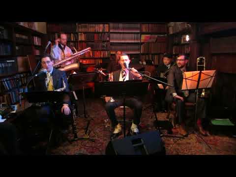 Mike Davis & The New Wonders - I'd Rather Cry Over You (Than Smile At Somebody Else)