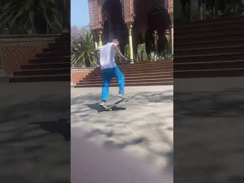 Kaydy cain patinando en mexico