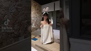 まさか、全裸？ #tiktok #tiktoker #おすすめ #かわいい #shorts #セクシー #全裸 #えろい #エロい #風呂 #うさぎ #えっち #唆る #やりたい #イク
