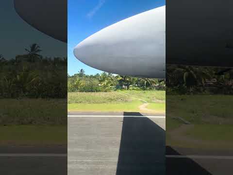 takeoff of the Air Panama Fokker 50 from Bocas del Toro