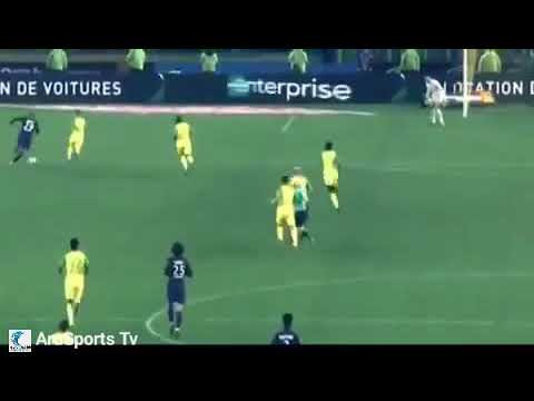 Diego Carlos kicked and then sent off by Referee... Nantes vs PSG