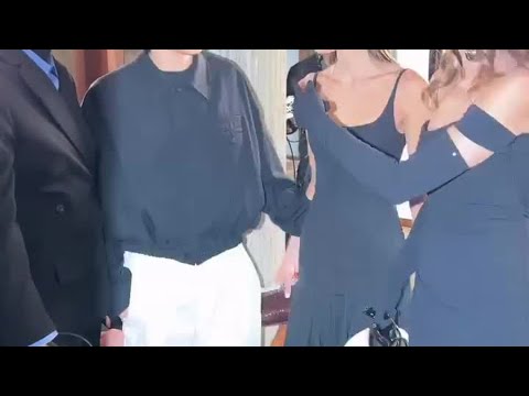 Charlotte Cardin et Aliocha retrouvent Carla Bruni et Inès de La Fressange au show Jacquemus à Paris