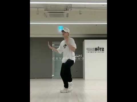CRAVITY Hyeongjun danced to Bitch Better Have My Money (Rihanna)