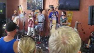 Perch Creek Family Jug Band - Puttin' on the Ritz.wmv