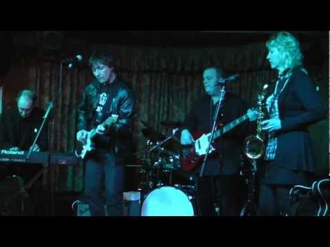 Grey Cooper Blues Experience-Foresters-Sun 3 Apr 11 (4) I Need Your Love.MP4