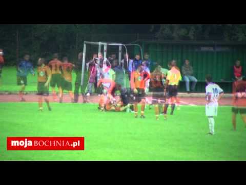 Derby powiatu BKS Bochnia - Szreniawa N. Wisnicz - zobacz jak padły bramki