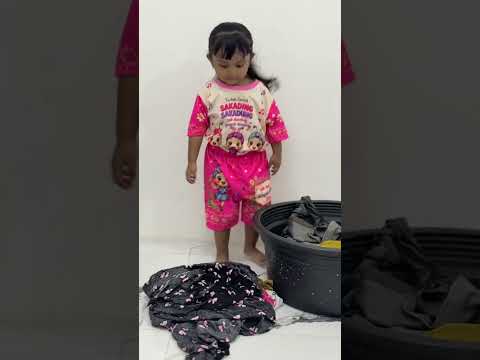 Anak yang baik yang suka menolong orang tua#shorts