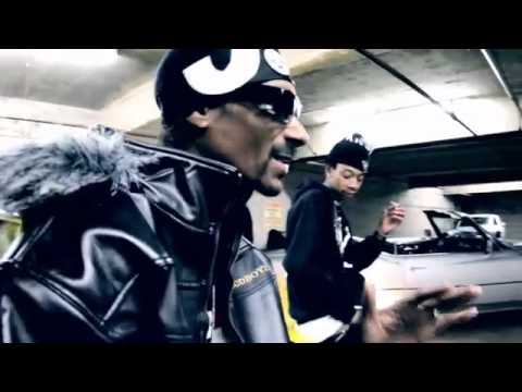 OFFICIAL MUSIC VIDEO  Snoop Dogg f  Wiz Khalifa   That Good360p H 264 AAC mp4