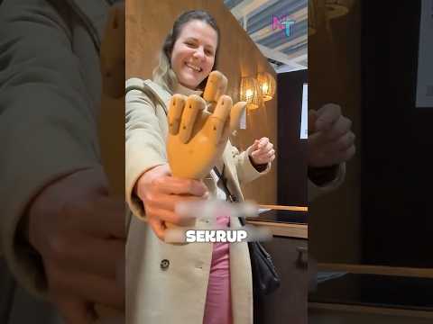 Kenapa Tangan Kayu Ini Dibenci Karyawan Ikea?