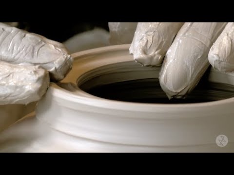 A good teapot has to pour well.