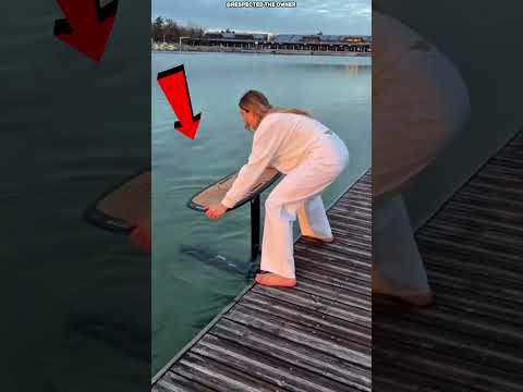 😱🌊 Девушка бросила себе вызов, но никак не могла справиться! ✈️#]