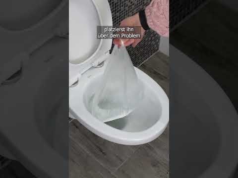 Clogged toilet? This trick with a water bag works wonders!