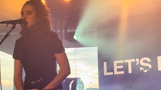 Let’s Eat Grandma - Hot Pink (Live @ Queen Elizabeth Hall Foyer, London)