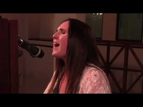 Sandi Thom - Hallelujah (Leonard Cohen Cover)