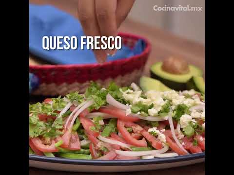 Receta de Ensalada de nopales crudos a la mexicana | Recetas saludables | Cocina Vital
