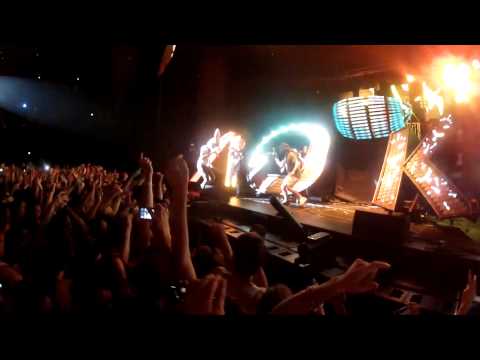 Steve Aoki Live SF (turbulence Feat. Laidback luke, Lil Jon)