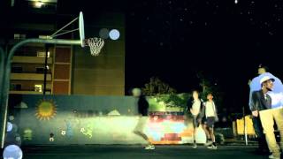 Music Videos at SXSW: Maximum Balloon's "Groove Me"