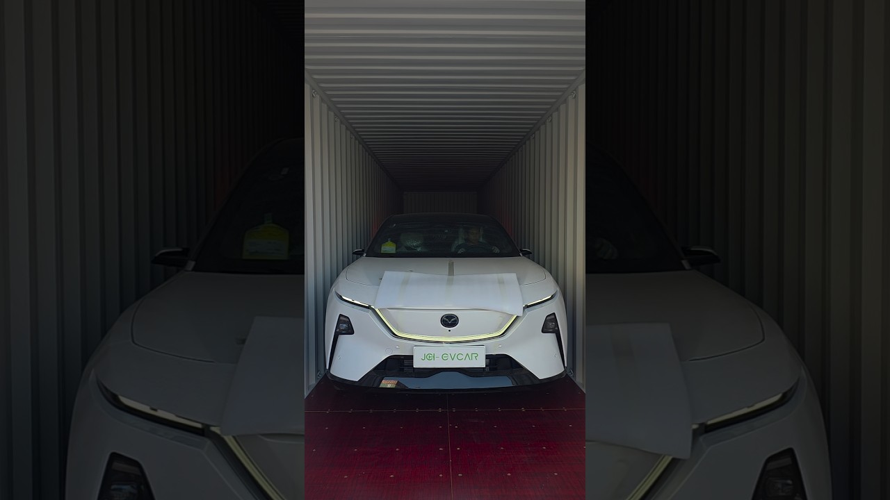 مازدا إي زد 60 Extended Range 200 Max video