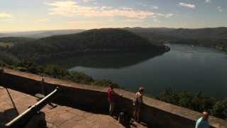 preview picture of video 'Schloss Waldeck: Die Burg am Edersee'