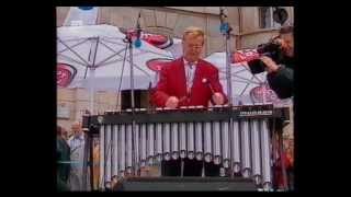 Engelbert Wrobel's Swing Society feat. Hazy Osterwald: Choo Choo Boogie