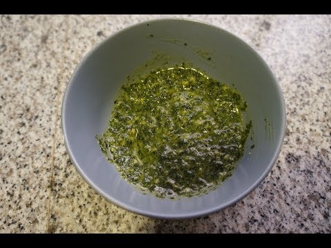 Salsa de albahaca para platos de pasta