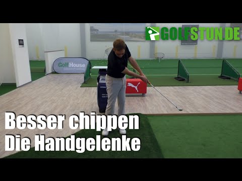 Better chipping: The wrists when chipping