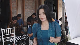 Download lagu Cinta di ujung sebrang  -  Yanti mahardika baginda musik mp3