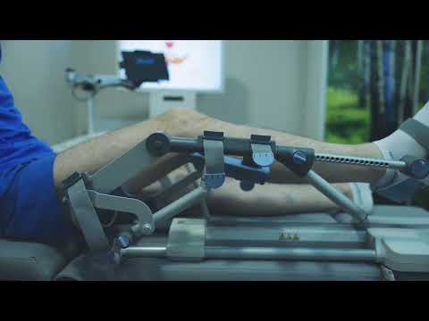 Rehabilitacja ortopedyczna (np. po endoprotezoplastyce stawu biodrowego) z wykorzystaniem szyny CPM.