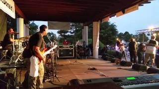 James Fortune &amp; FIYA praise break at FamilyFest 2014