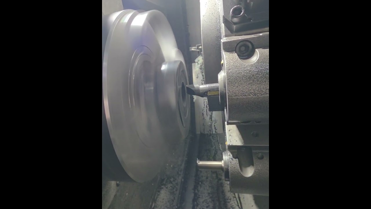 【キュウホー　ASHORAGRI】ただただ旋盤の動きを見るだけ。引き続き年末年始休業中。。。