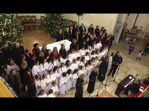 Božić u Splitu Bambola kraj Božićnog koncerta svi izvođači