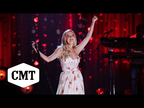 Kelsea Ballerini Performs “half of my hometown” | CMT Storytellers