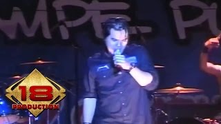 Download lagu The Rock - Munajat Cinta (Live Konser Bengkulu 2008) mp3 Download lagu The Rock - Munajat Cinta (Live Konser Bengkulu 2008) mp3