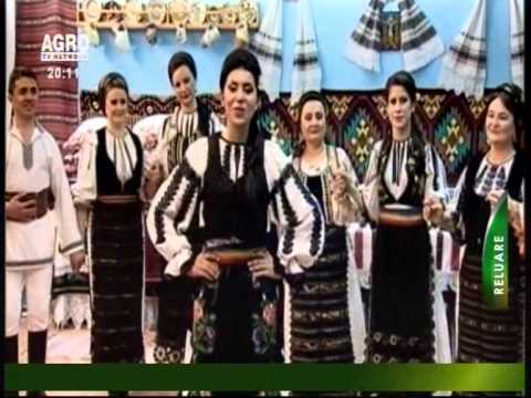 IOANA MARIA CLONȚA - M-o făcut mama frumoasă