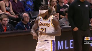 Patrick Beverley trolls Damian Lillard with a broken Dame Time watch 😂