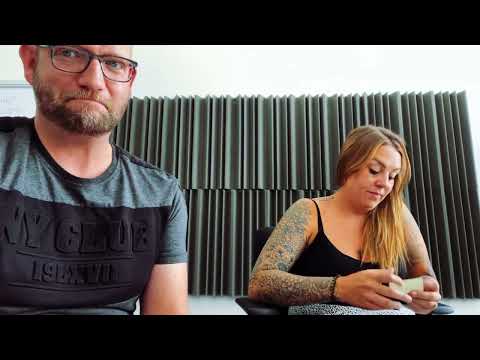 Der geheime Zettel #renitschki #linaundrene #officefun #spaß #humor #geheimnis #flachwitz