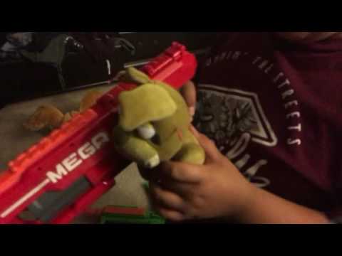 Plush trap and friends vs Zombies! Part 1