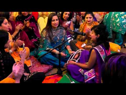 download lagu mp3 mp4 Punjabi Wedding Dholki Songs, download lagu Punjabi Wedding Dholki Songs gratis, unduh video klip Punjabi Wedding Dholki Songs