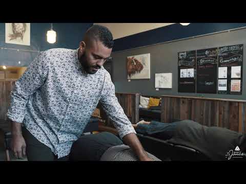 Benefits of “Open Bay” Adjusting - Multiple People & Chiropractic Tables w/ Dr. Brett Jones - 4K